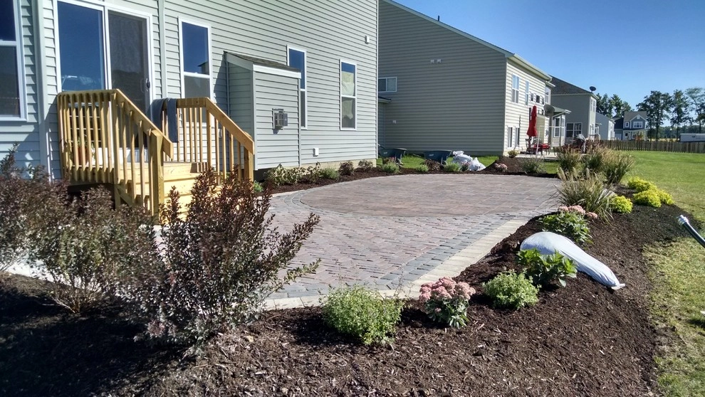 Lyle's Backyard Patio and Landscape by Garden Of Eden Landscaping Services - Photo 2