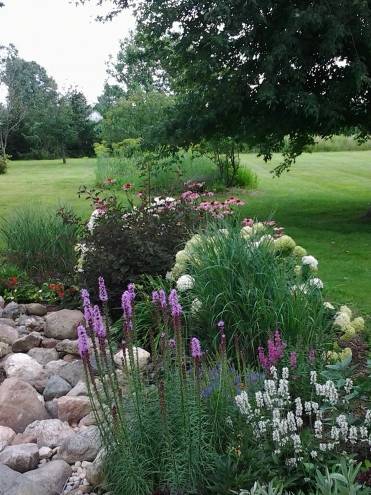 Garden Of Eden Landscaping Services - Photo 7