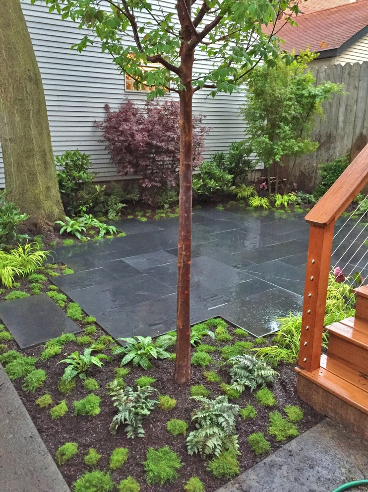 Wicker Park Oasis by Brent Riechers Landscape (BRL LANDesign) - Photo 2