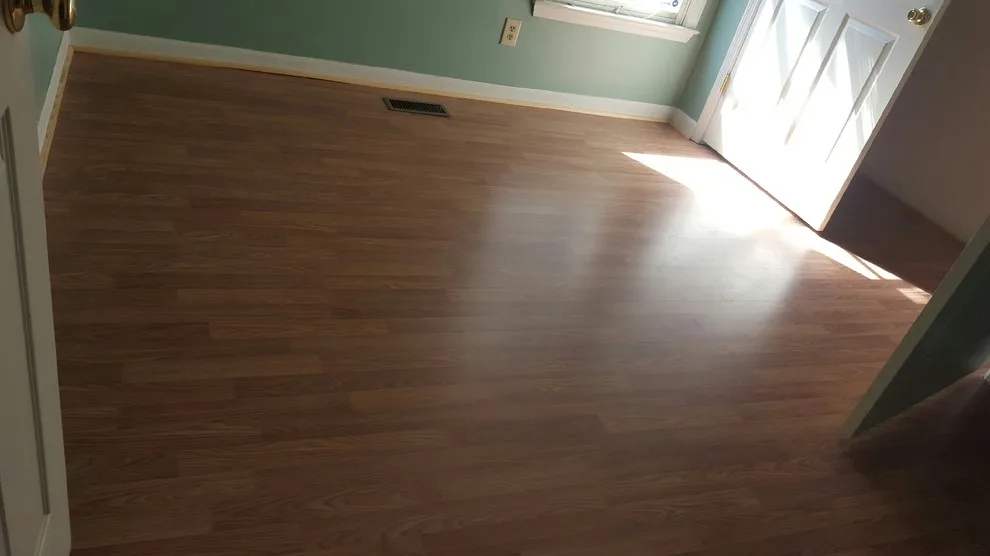 Laminated Flooring by Richard's Home Innovations - Photo 6