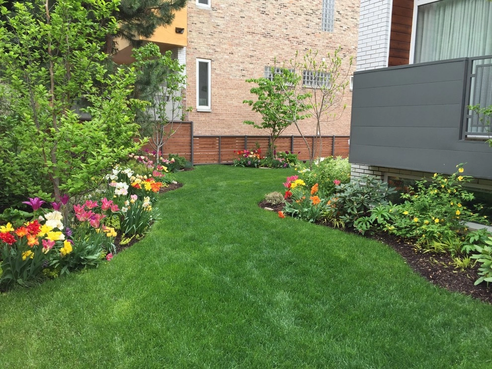 Chicago Spring Annuals 2015 by Brent Riechers Landscape (BRL LANDesign) - Photo 7