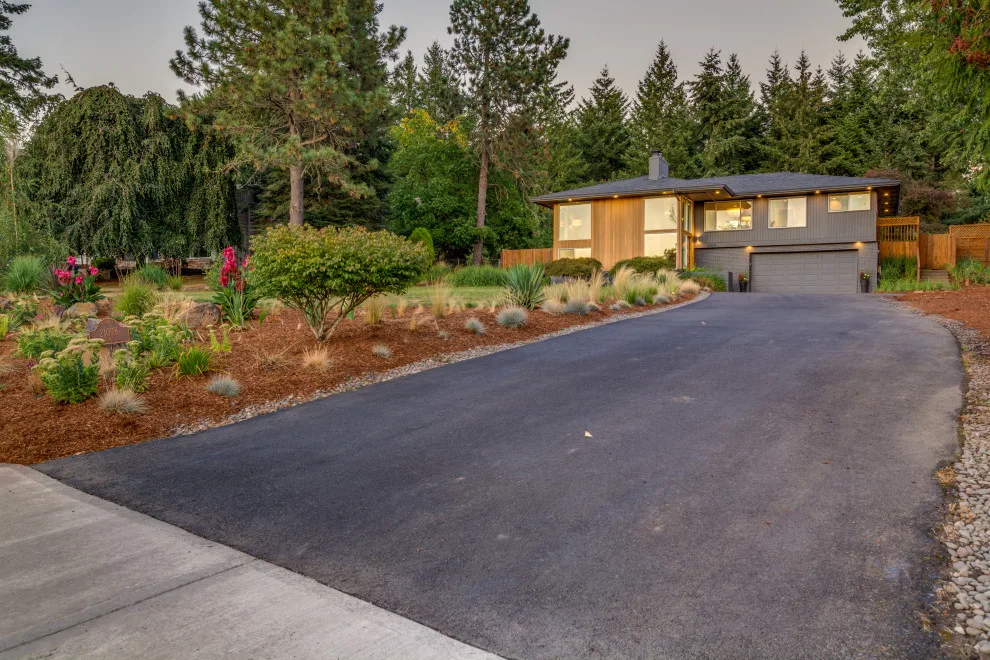 Outdoor Design Initiatives by Burris Construction Services - Photo 14