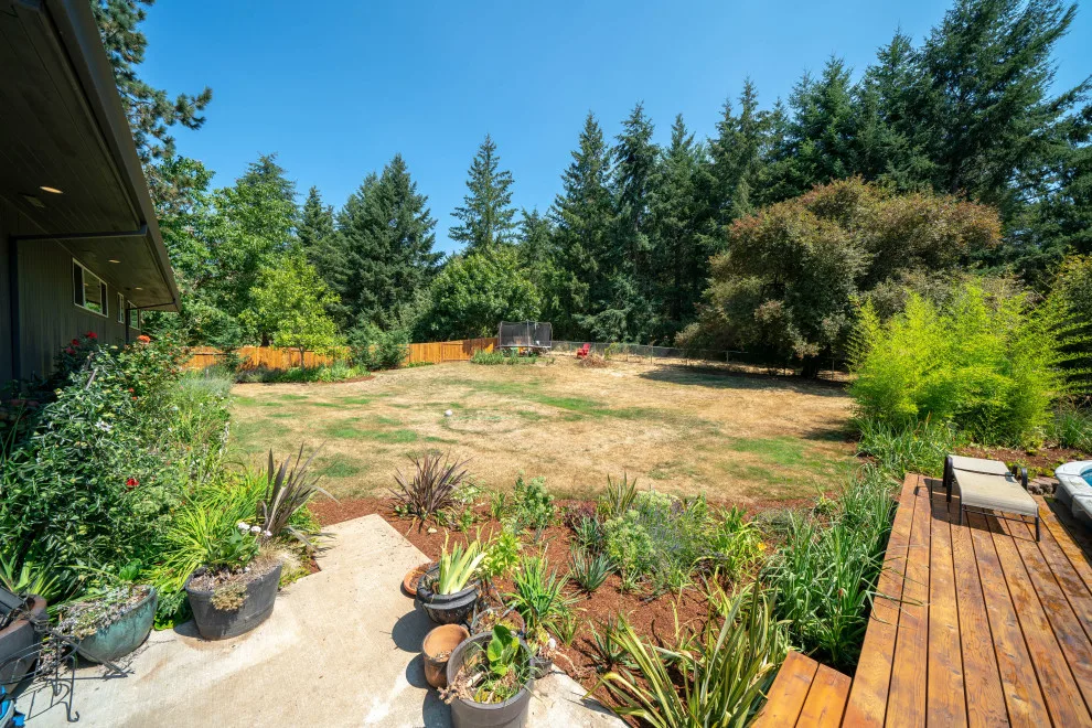 Outdoor Design Initiatives by Burris Construction Services - Photo 18