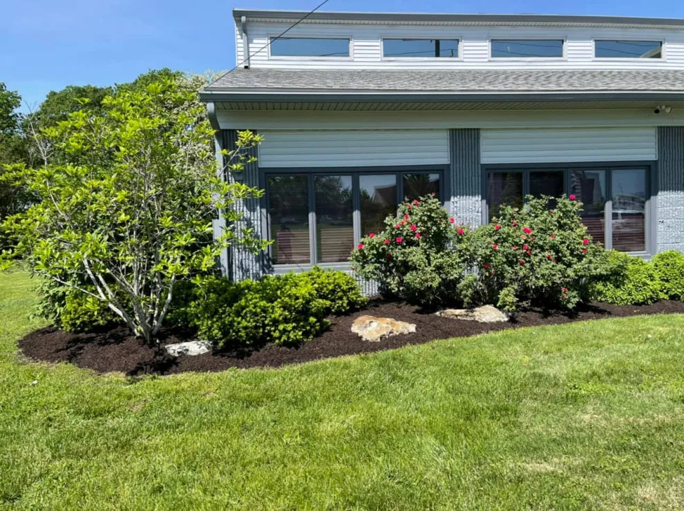 Garden Design by E&A Construction And Property Management - Photo 4
