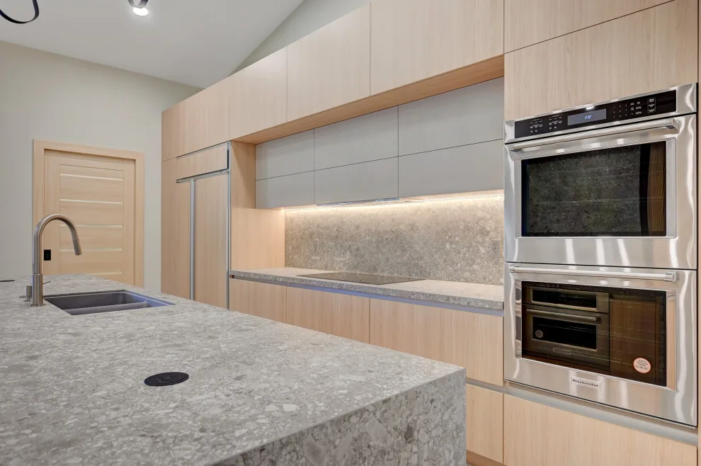 Latour Project by DesignZone Remodeling - Photo 34