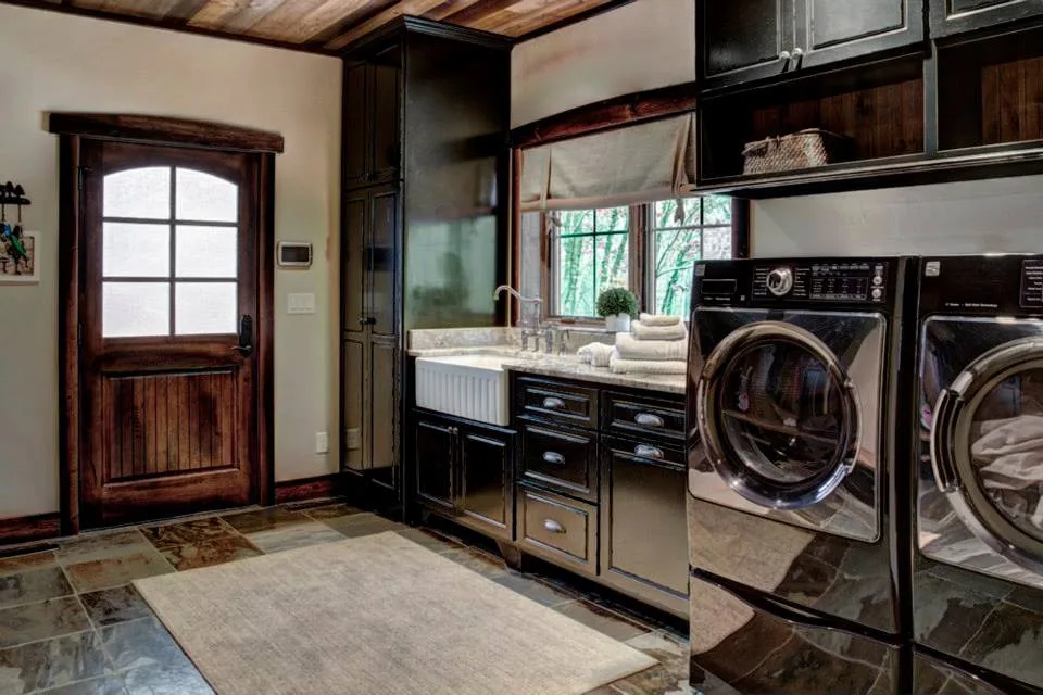 Laundry Spaces by Baratto Brothers Construction - Photo 2