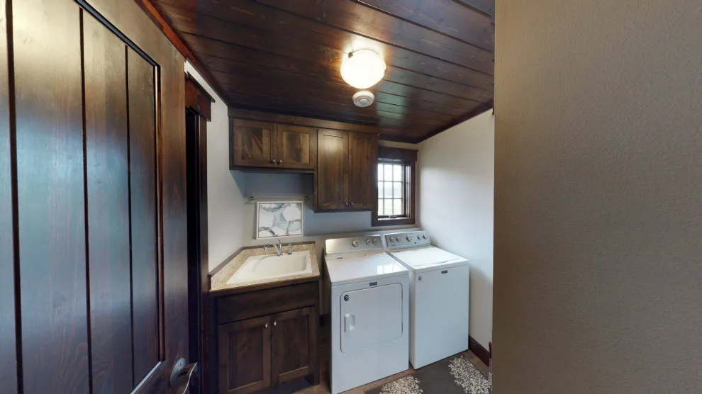 Laundry Spaces by Baratto Brothers Construction - Photo 5