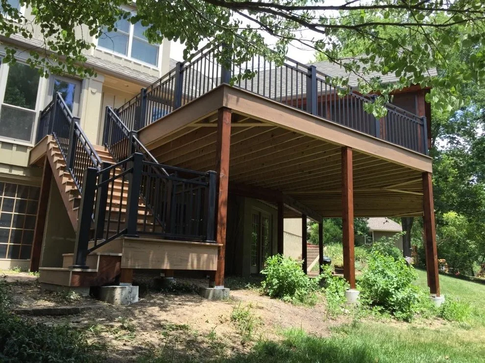 Leawood Deck and Screened Porch by CH Construction - Photo 5