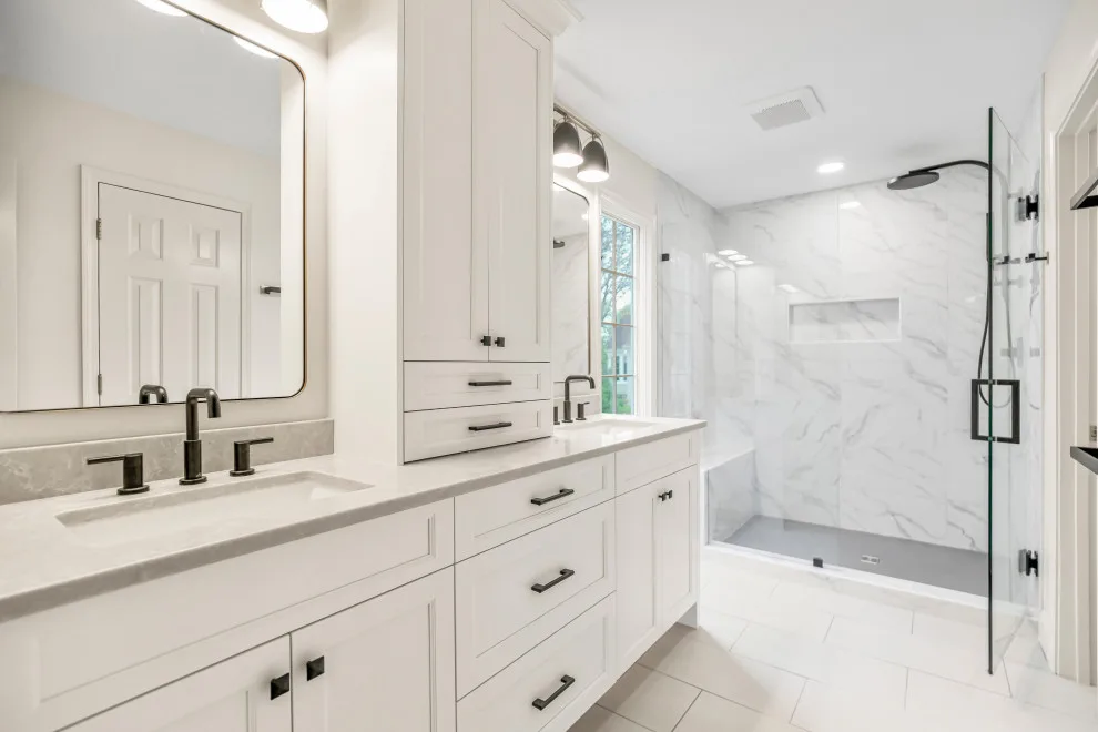 Leawood, KS - Expansive Complete Home Renovation by Martanne Construction - Photo 5