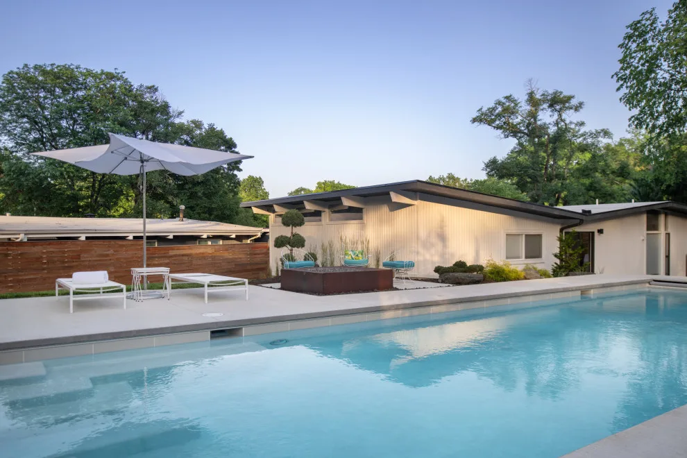 Buss - Pool and Cabana Expansion by Faust Construction - Photo 2