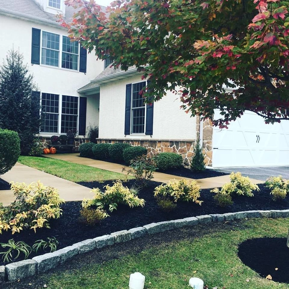 Lawn & Landscaping by Garnet Valley Farms - Photo 3
