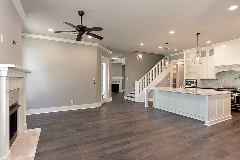 Heritage Court by Hamilton Custom Homes - Photo 20