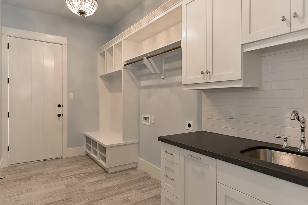 Heritage Court by Hamilton Custom Homes - Photo 17