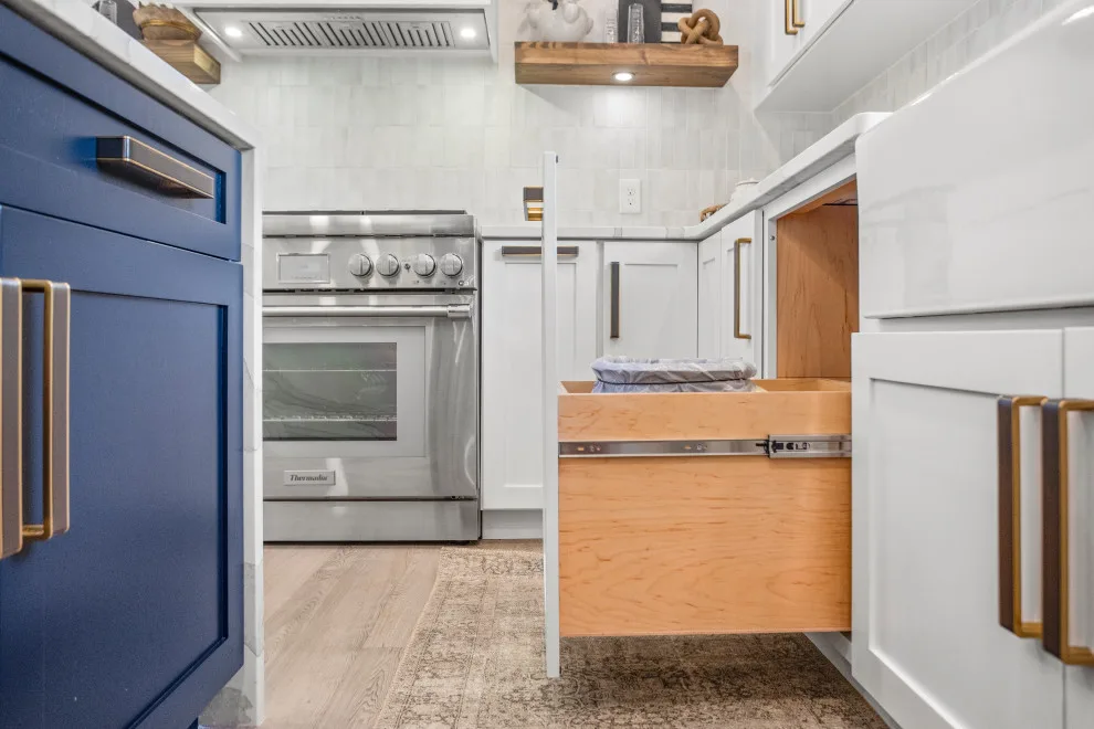 Lewis Center Bespoke Kitchen by Casino Co. Renovations - Photo 2