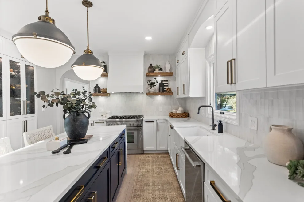 Lewis Center Bespoke Kitchen by Casino Co. Renovations - Photo 4