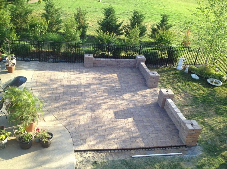 Paverstone Patio by Gibbs Landscaping & Lawn Care - Photo 5