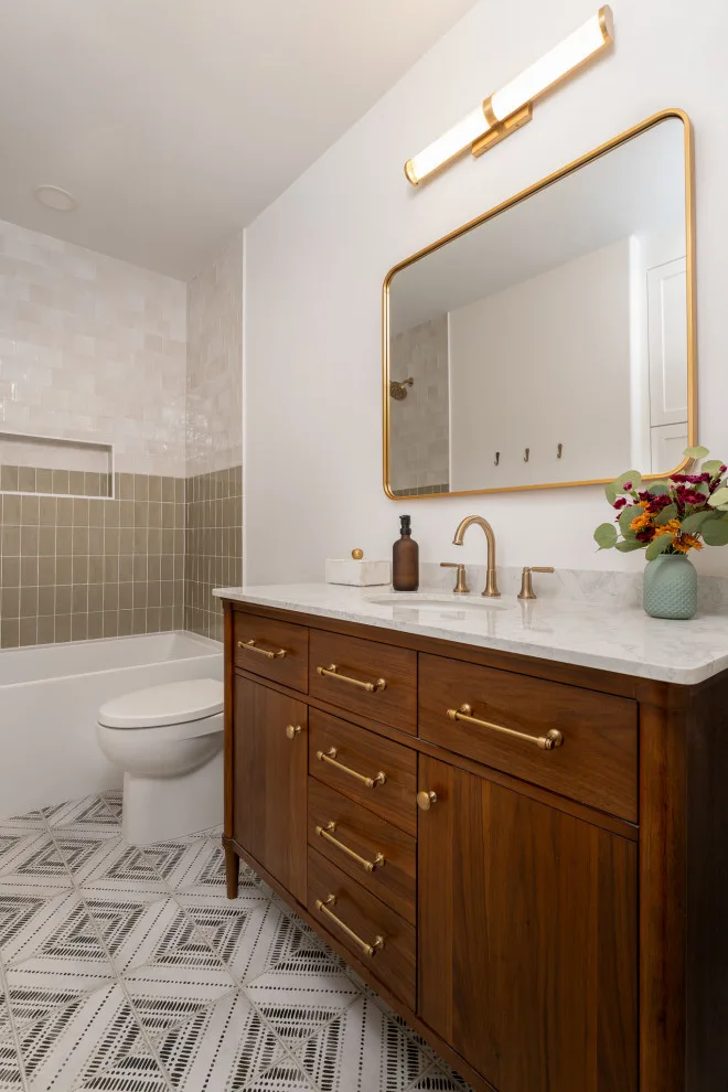 Lindley Park Renovation by Cruz Built - Photo 16