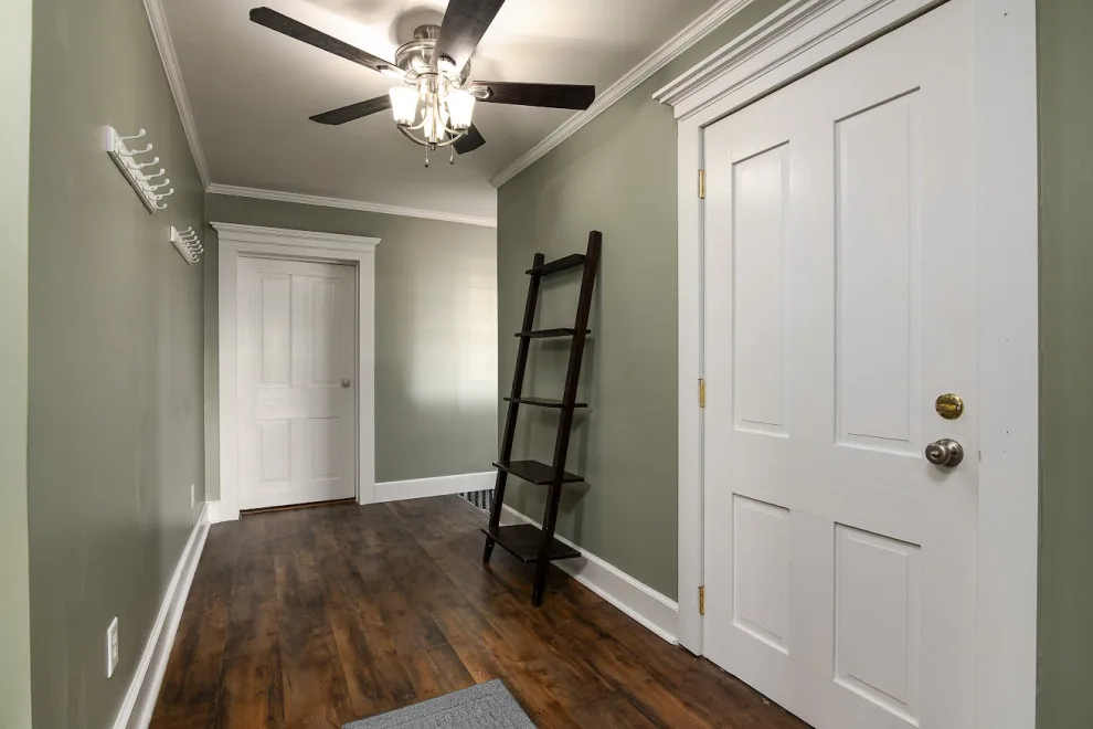 Lounge and Dining Area Project by Red Beard Contracting - Photo 7
