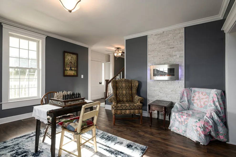 Lounge and Dining Area Project by Red Beard Contracting - Photo 4