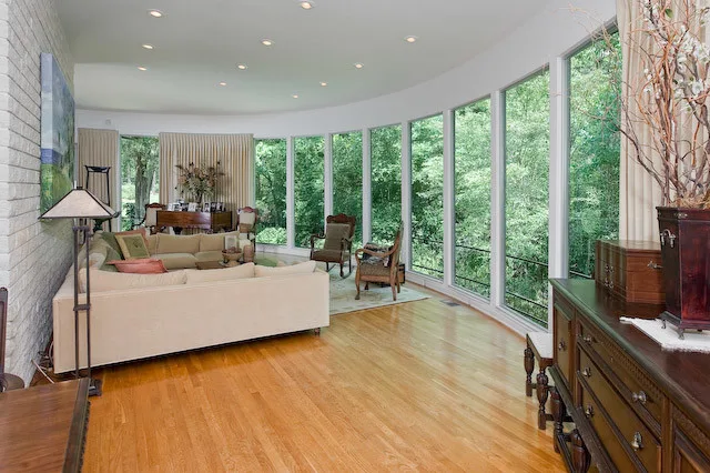 Home Gathering Spaces by Robinson Renovation & Custom Homes, Inc. - Photo 5