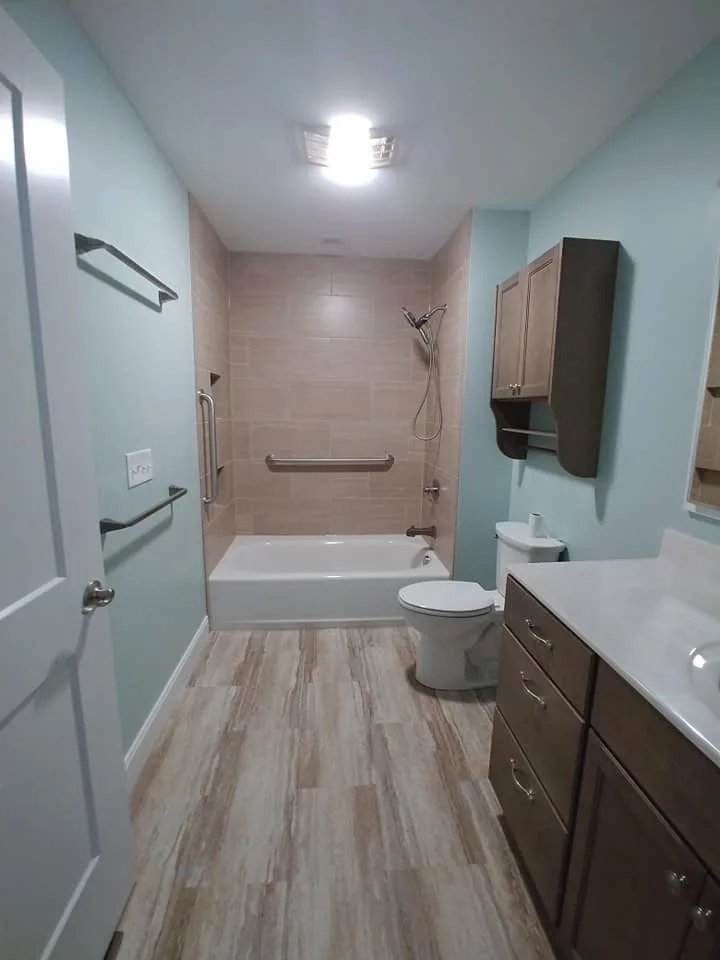 Logan Accessibilité by JDC Remodeling, LLC - Photo 11