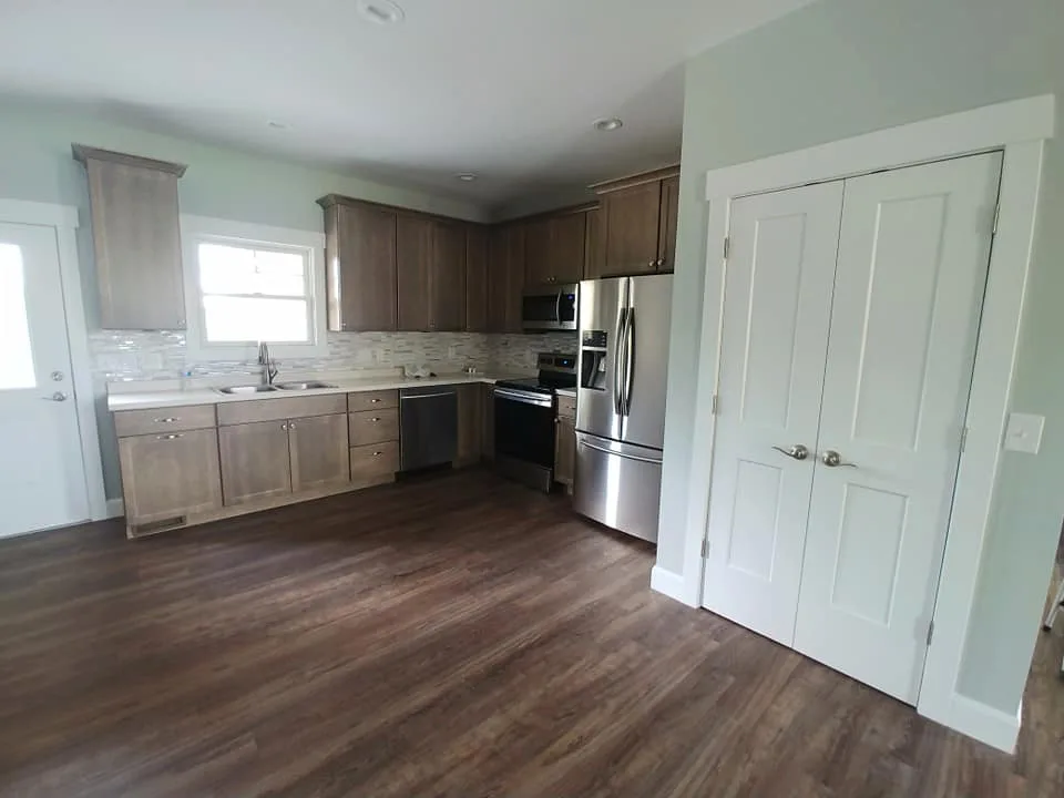 Logan Accessibilité by JDC Remodeling, LLC - Photo 8