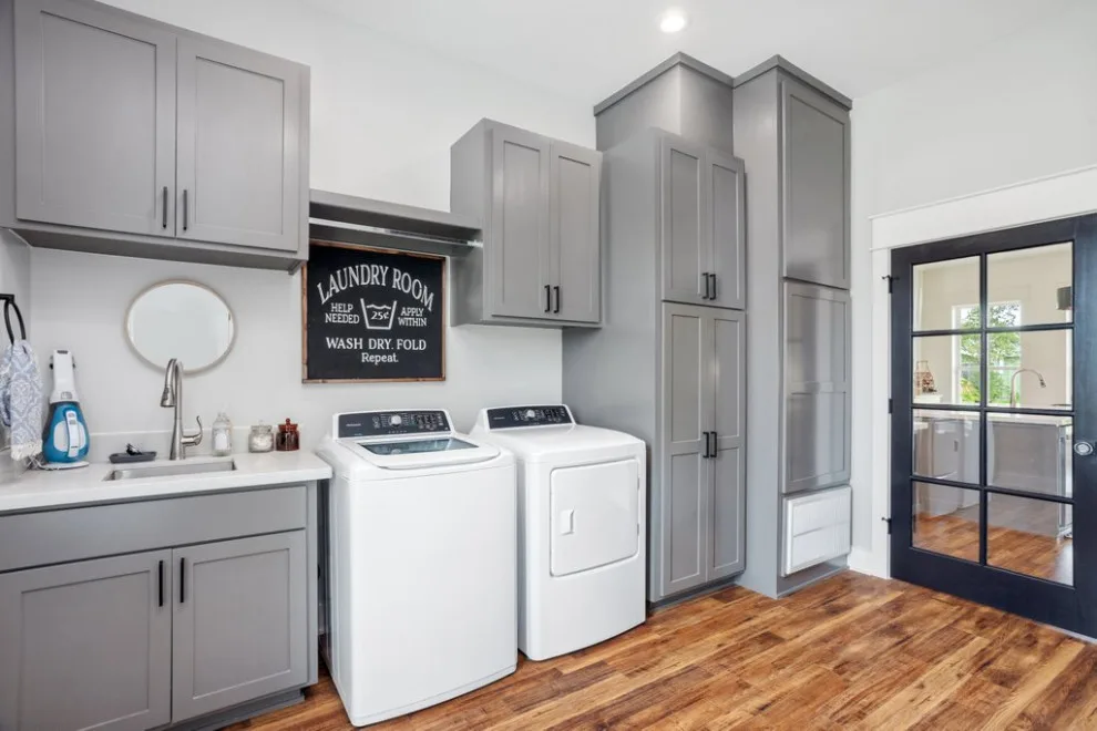 Louis Project by V T Contracting LLC - Photo 12