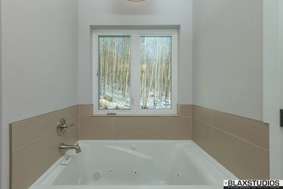 Lower Ct: Bespoke Residence Constructed by Big Street Construction by Big Street Construction, Inc. - Photo 6