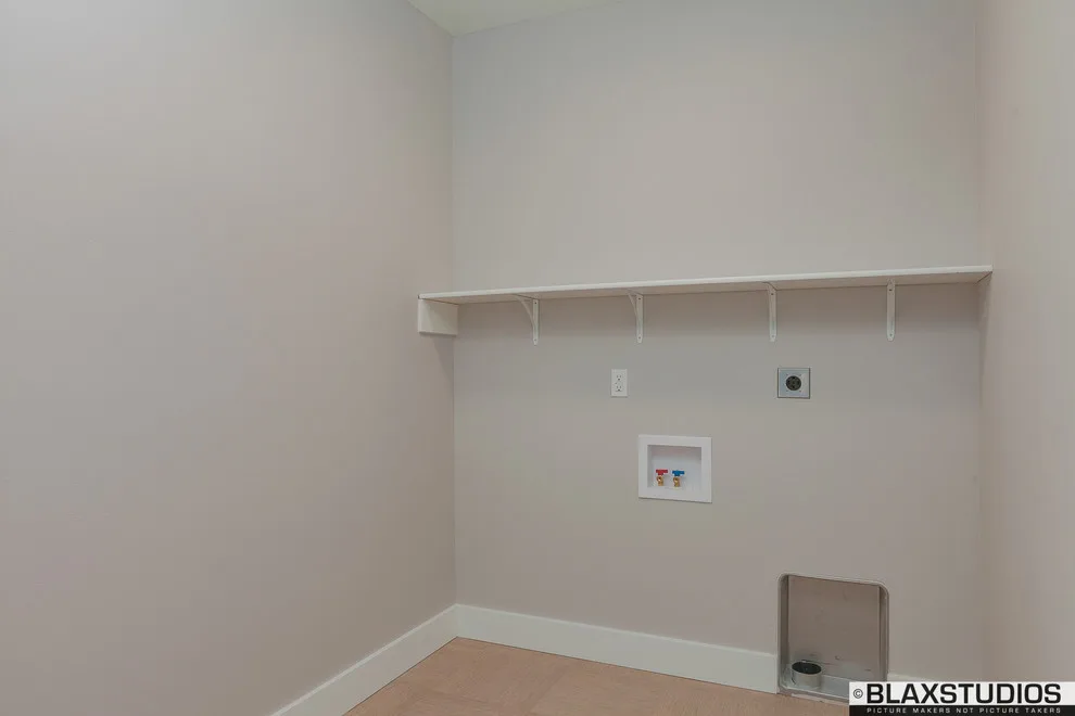 Lower Ct: Bespoke Residence Constructed by Big Street Construction by Big Street Construction, Inc. - Photo 29