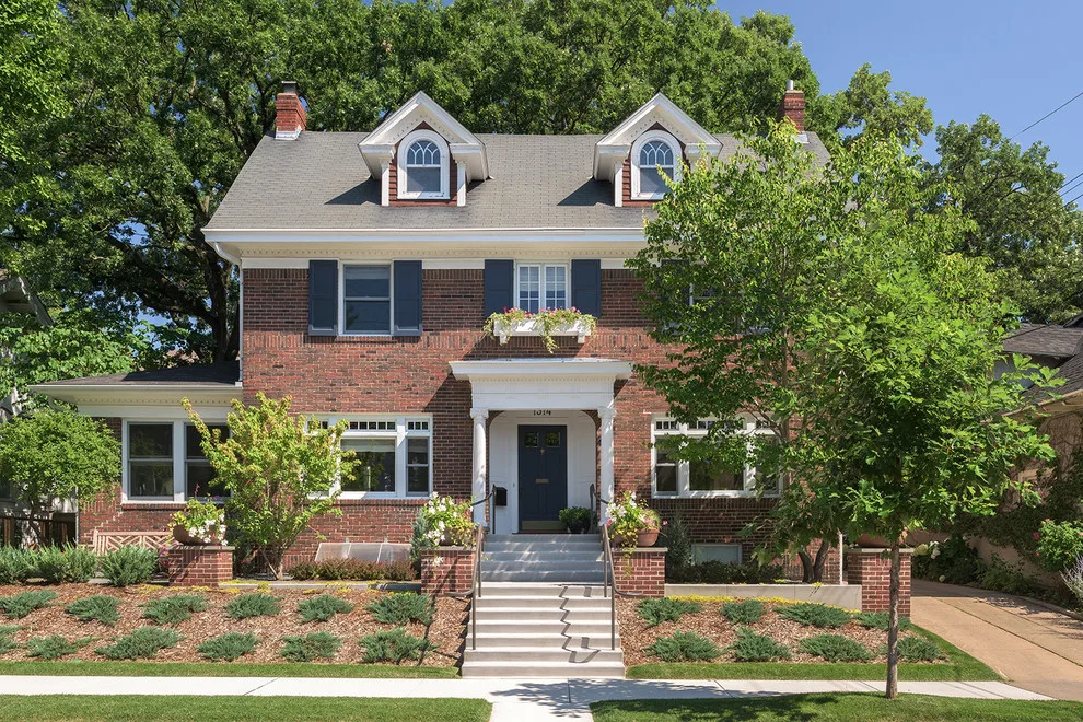 Georgian of Lowry Hill by Lind Nelson Construction Inc. - Photo 3