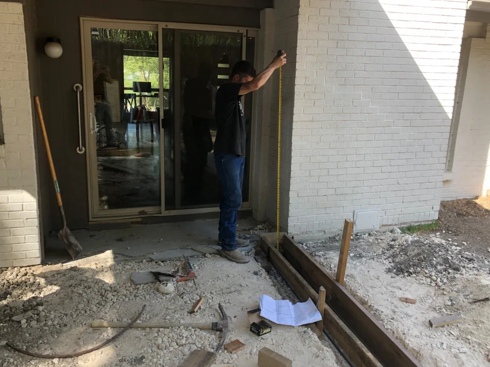 Loyola Lane Enclosed Porch by East Austin Carpenters - Photo 13