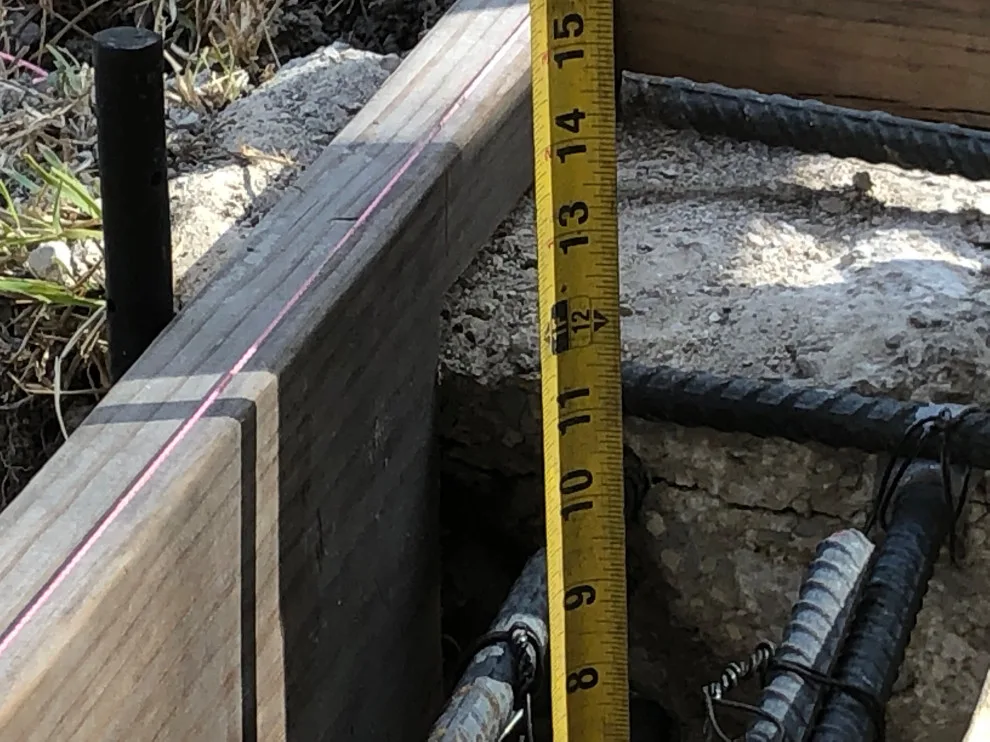 Loyola Lane Enclosed Porch by East Austin Carpenters - Photo 17