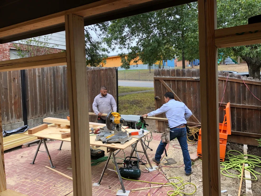 East Austin Carpenters - Photo 14