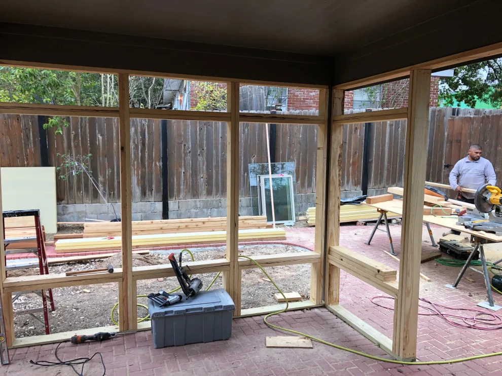 Loyola Lane Enclosed Porch by East Austin Carpenters - Photo 9