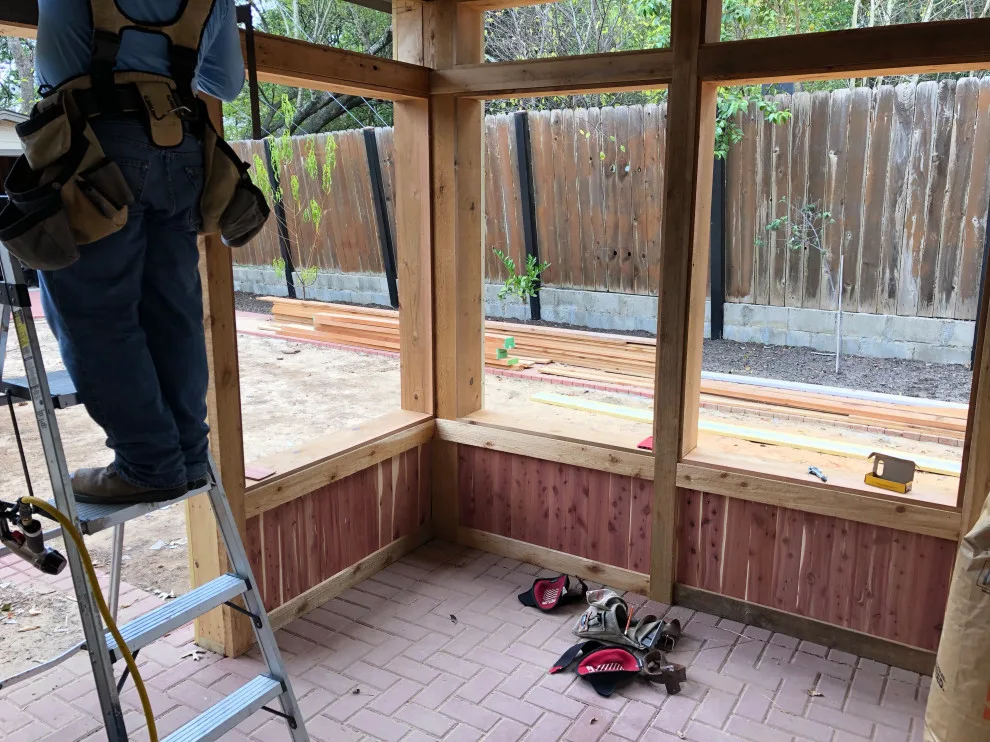 Loyola Lane Enclosed Porch by East Austin Carpenters - Photo 10