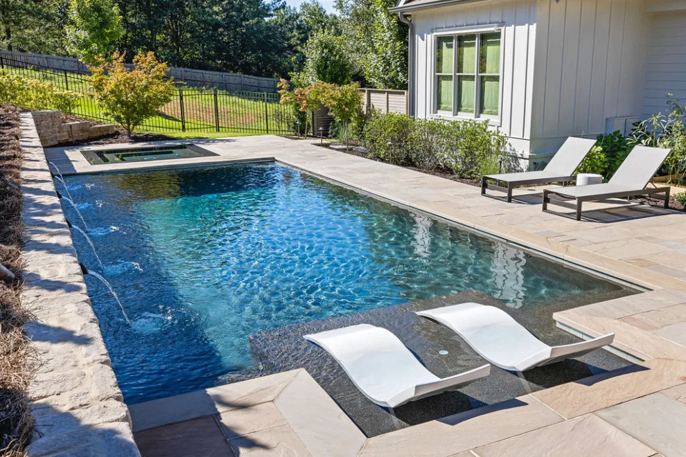 Elegant Outdoor Oasis with Modern Pool and Spa by Boyce Design + Build - Photo 5