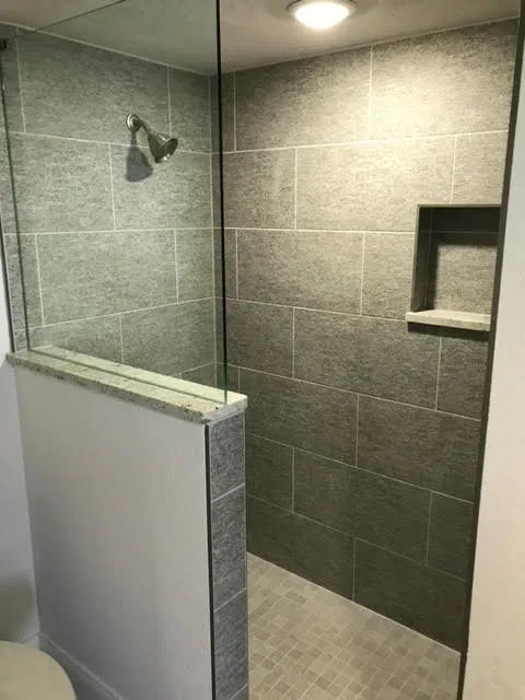 Modern Elegant Bathrooms by JSS/Green Planet Construction - Photo 12