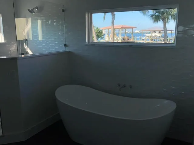 Modern Elegant Bathrooms by JSS/Green Planet Construction - Photo 18