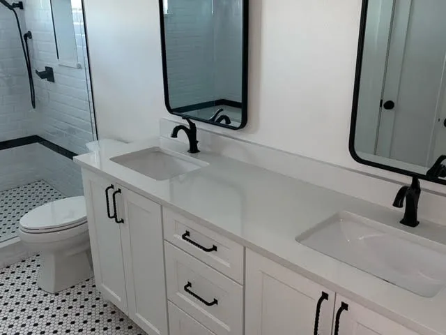 Modern Elegant Bathrooms by JSS/Green Planet Construction - Photo 25