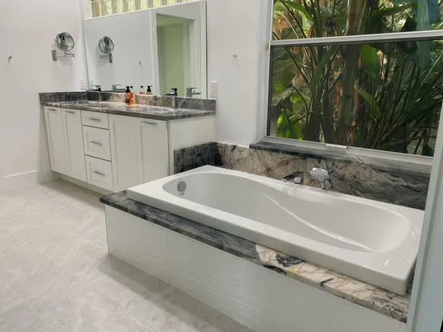 Modern Elegant Bathrooms by JSS/Green Planet Construction - Photo 13