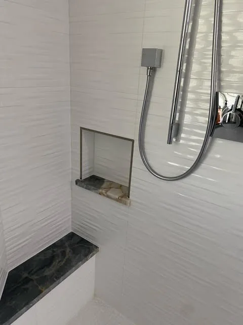 Modern Elegant Bathrooms by JSS/Green Planet Construction - Photo 4