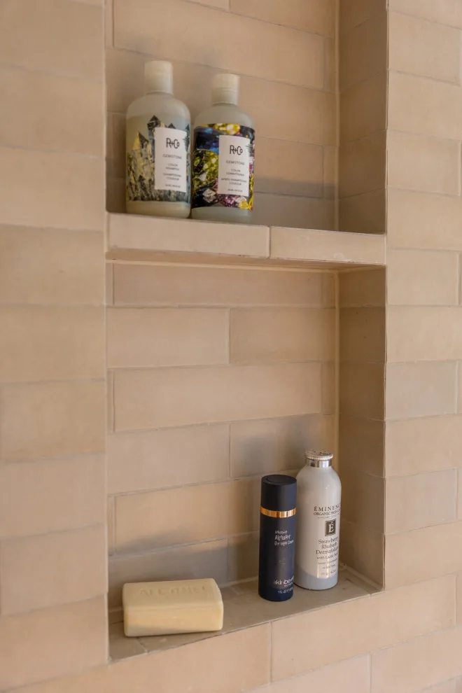 Cottage Magnolia by Emerald City Construction & Renovations - Photo 19