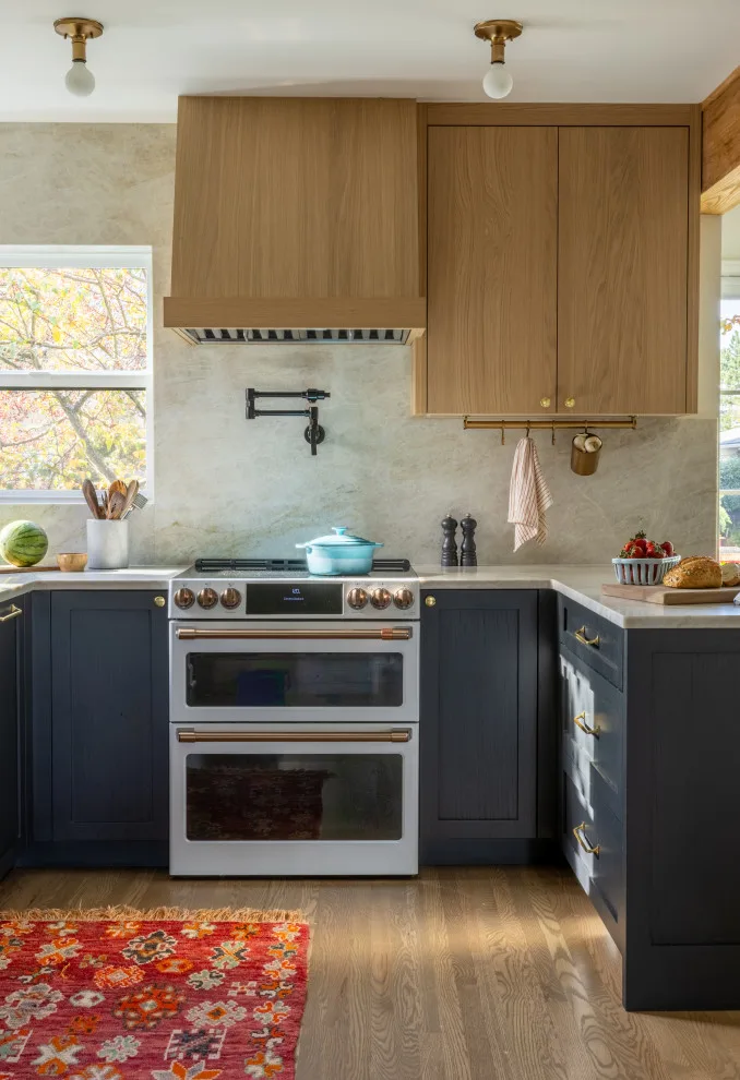 Cottage Magnolia by Emerald City Construction & Renovations - Photo 7