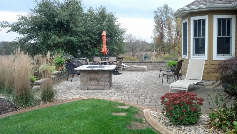Custom Patios by Goetz Landscaping - Photo 9