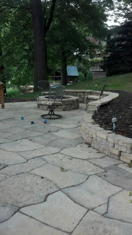 Custom Patios by Goetz Landscaping - Photo 5