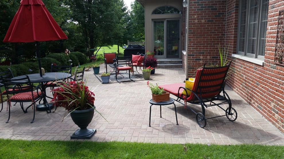 Custom Patios by Goetz Landscaping - Photo 8