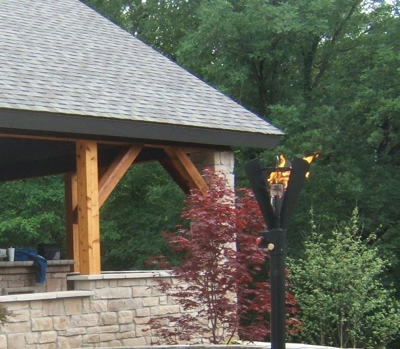 Outdoor Kitchens by Goetz Landscaping - Photo 4