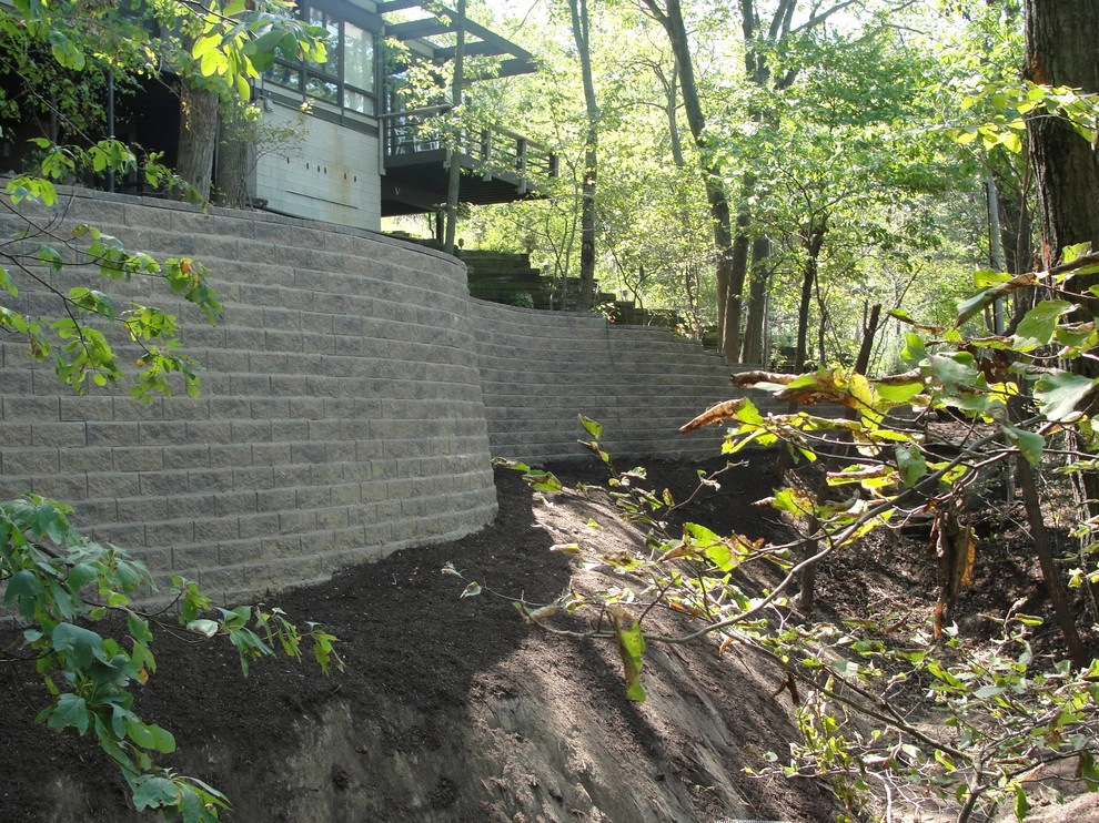Goetz Landscaping - Photo 4