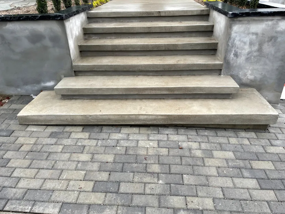 Create an Entrance | Architectural Concrete and Bespoke Lighting by Marbs Renovation - Photo 5