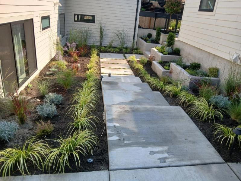 court yard by GoGreen Landscaping LLC - Photo 7